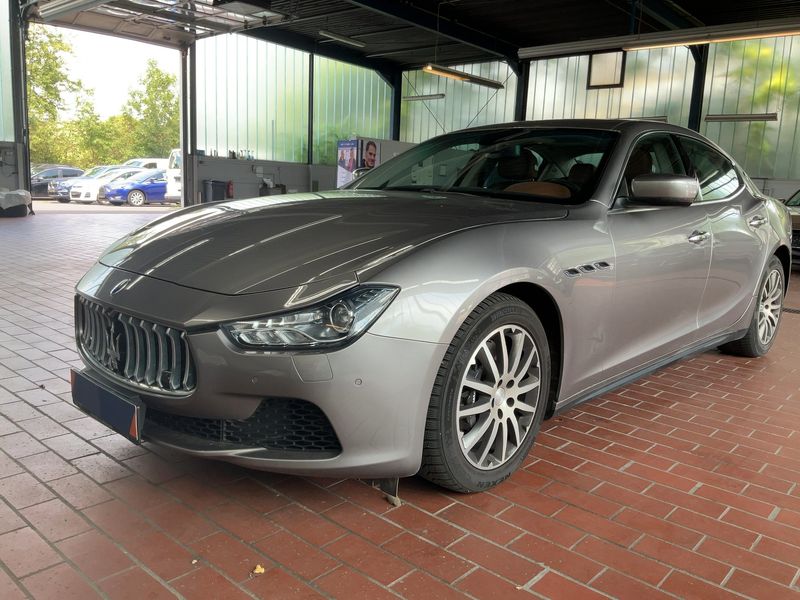 Maserati Ghibli 3.0 V6 TwinTurbo — 1/8