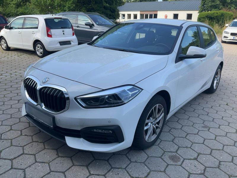 BMW 1er 118i — фото 1