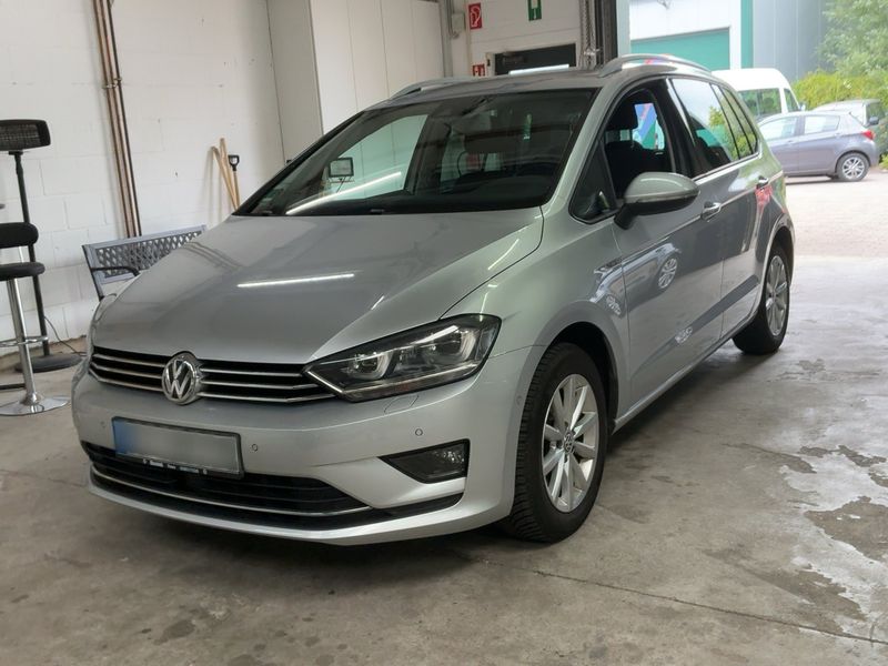 Volkswagen Golf VII Sportsvan 2.0 TDI — фото 1
