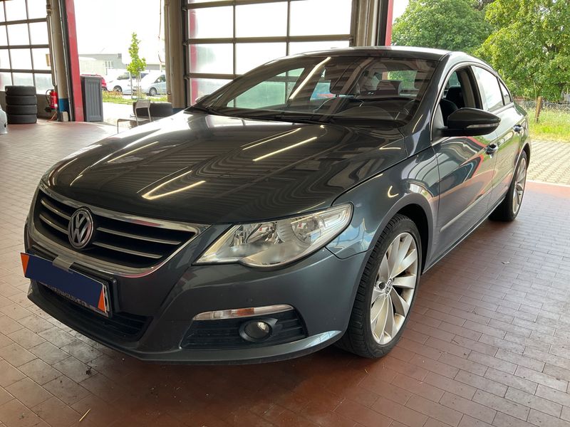 Volkswagen Passat CC 2.0 TSI — 1/8