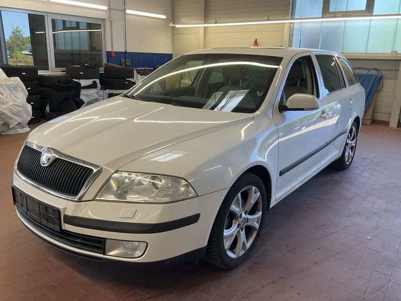 Skoda Octavia 2.0 TDI — 1/8