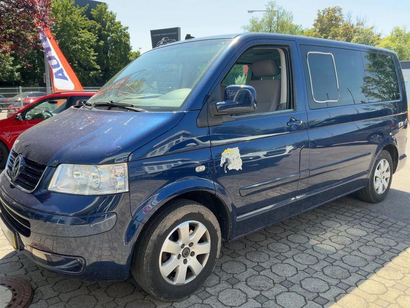 Volkswagen T5 Multivan 2.5 TDI — 1/8