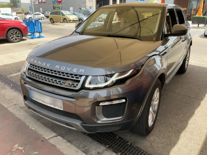 Land Rover Evoque 2.0 Td4 — 1/8