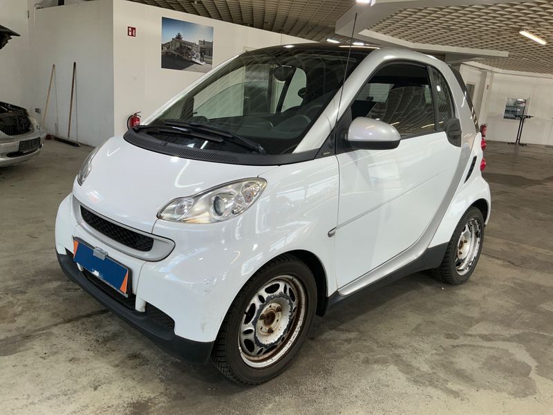 Smart fortwo 1.0 — фото 1