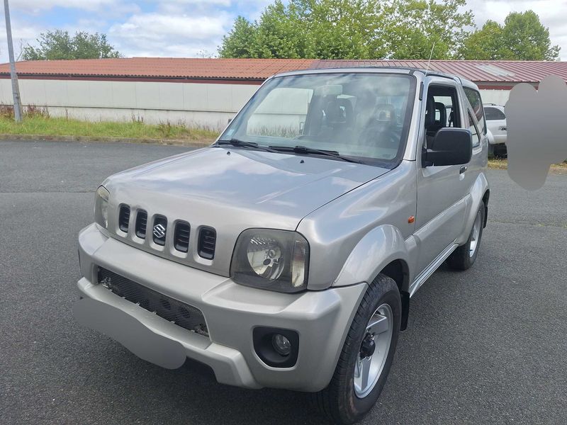 Suzuki Jimny 1.3 — 1/8
