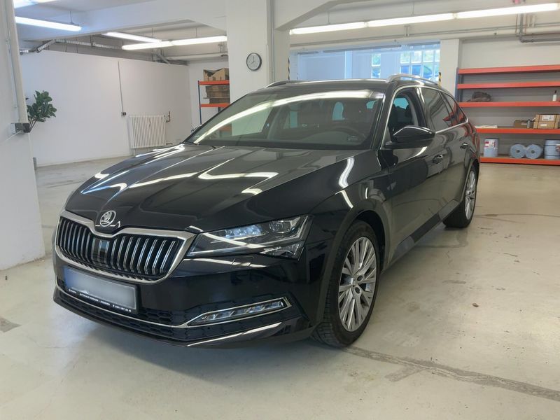 Skoda Superb 2.0 TDI — 1/8