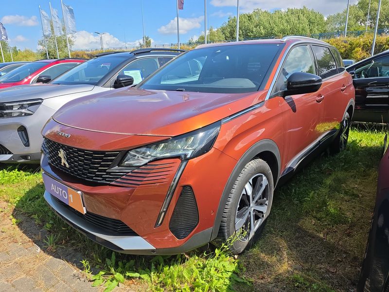 Peugeot 5008 1.2 PureTech — 1/8