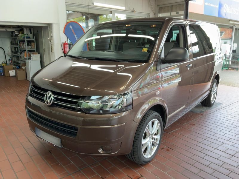 Volkswagen T5 Multivan 2.0 TDI — 1/8