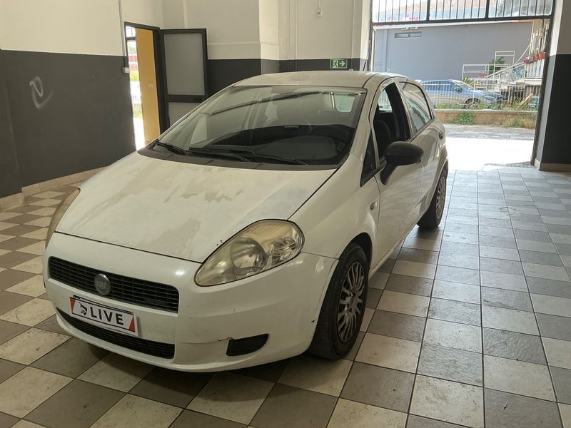 Fiat Grande Punto 1.3 JTD — 1/8