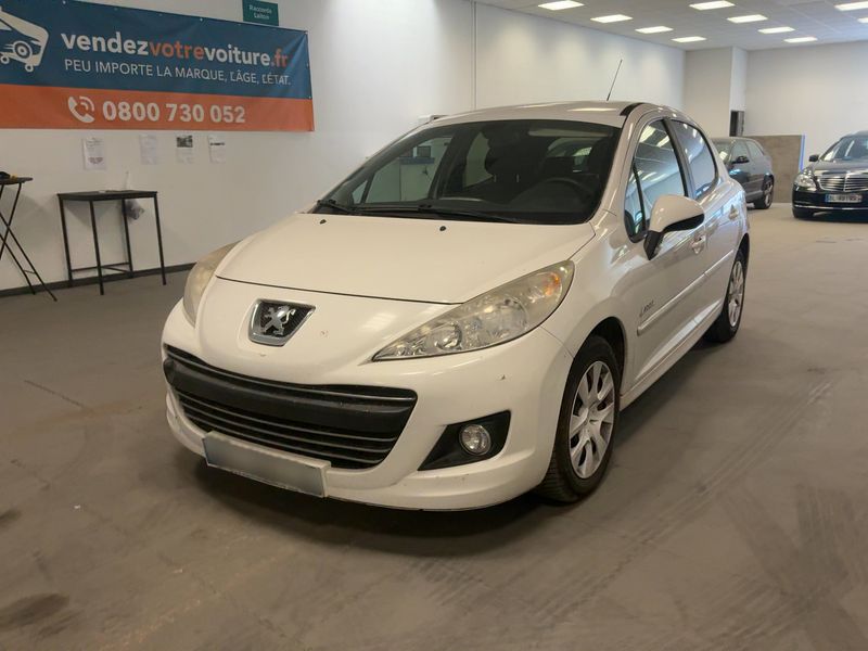 Peugeot 207 1.6 — 1/8