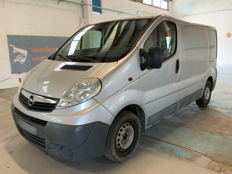 Opel Vivaro 2.0 CDTI — 1/8