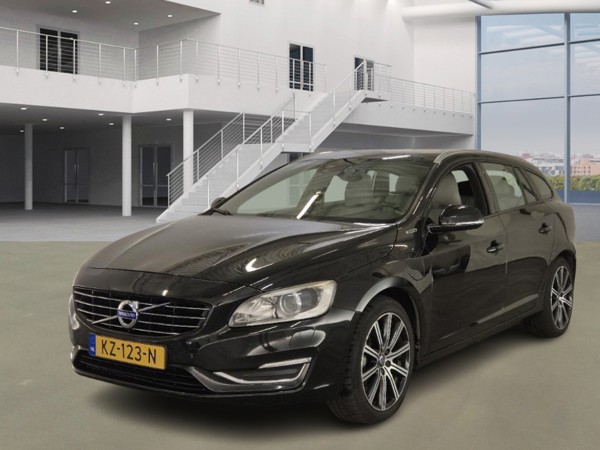 Volvo V60 — 1/8