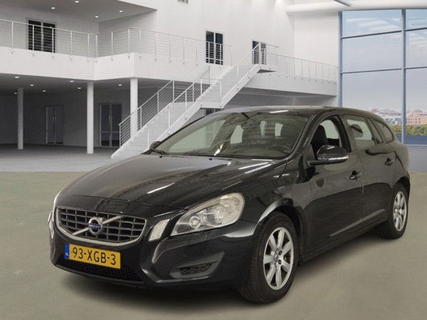 Volvo V60 — 1/8