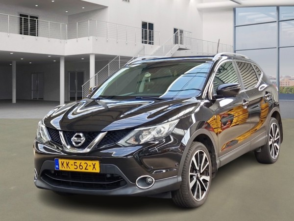 Nissan Qashqai — 1/8
