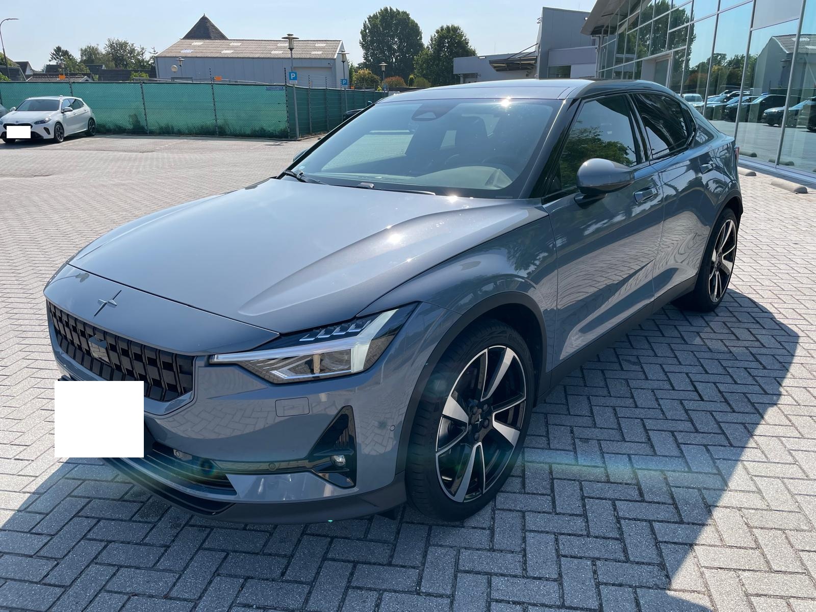 Polestar 2 Long Range Dual — 1/7