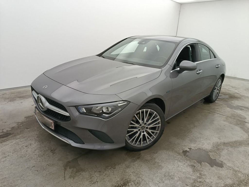Mercedes-Benz CLA-Klasse CLA 250e — 1/8
