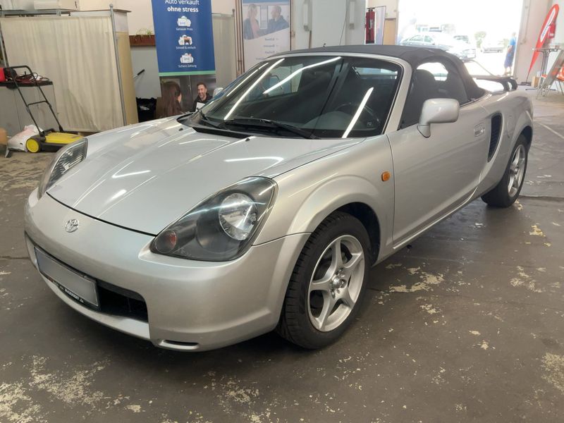 Toyota MR 2 1.8 — 1/8