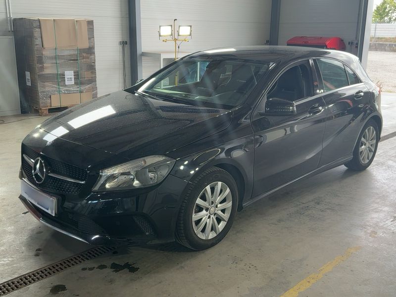 Mercedes-Benz A-Klasse A 160 — 1/8