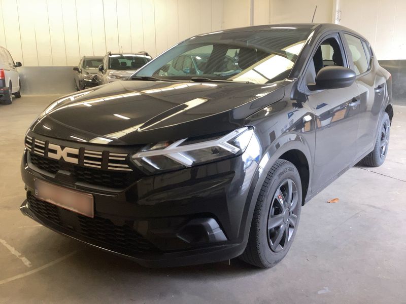 Dacia Sandero 1.0 SCe — 1/8