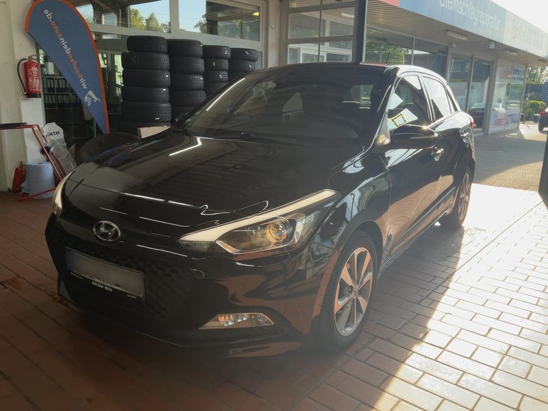 Hyundai i20 1.2 — 1/8