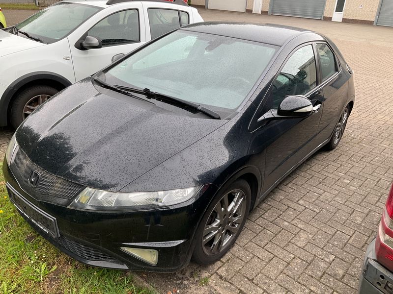 Honda Civic 1.8 VTEC — 1/8