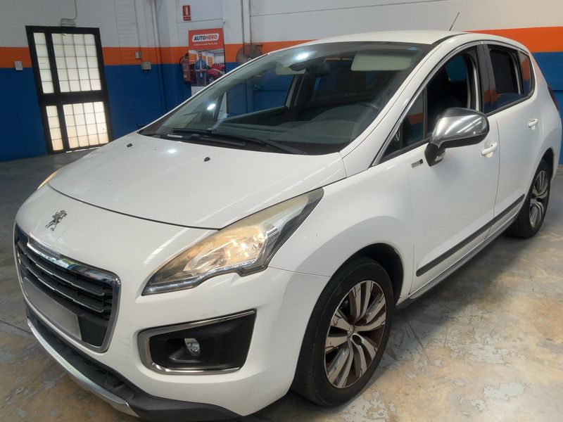 Peugeot 3008 1.2 e-THP — 1/8