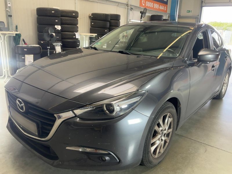 Mazda 3 2.2 Turbodiesel — фото 1