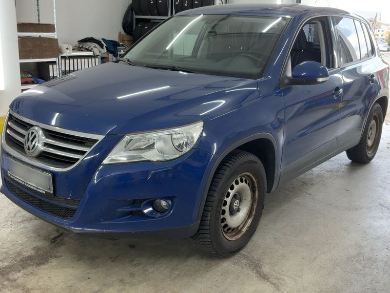 Volkswagen Tiguan 2.0 TDI — 1/8