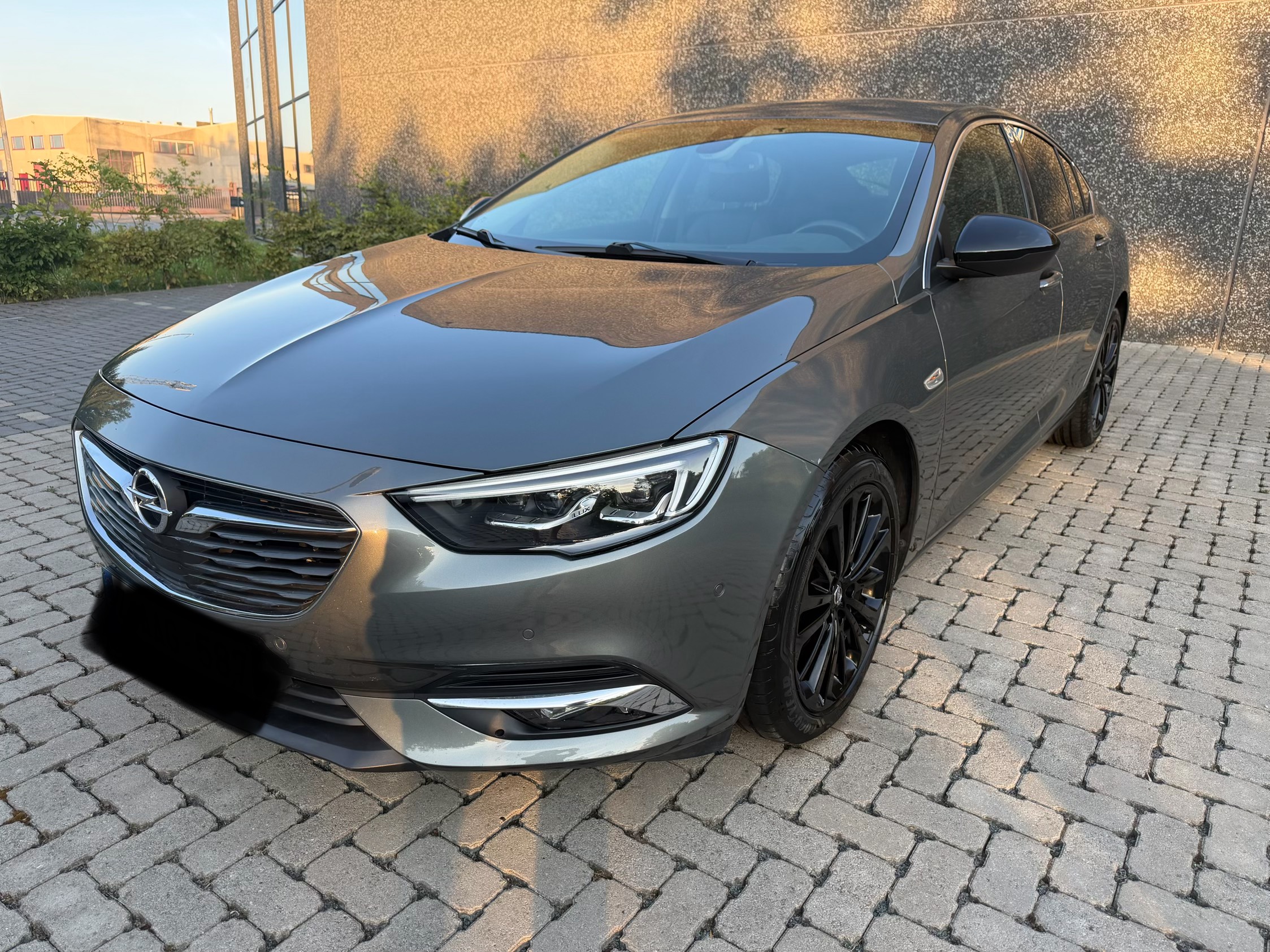 Opel Insignia Grand Sport 1.5 SIDI Turbo — 1/8