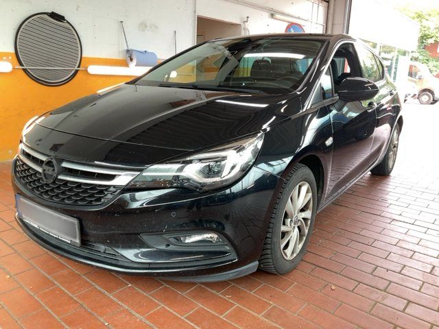 Opel Astra 1.6 CDTI DPF — фото 1