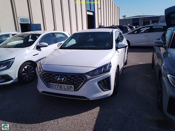 Hyundai Ioniq phev — 1/8