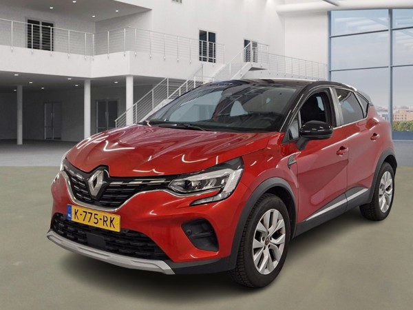Renault Captur — 1/8