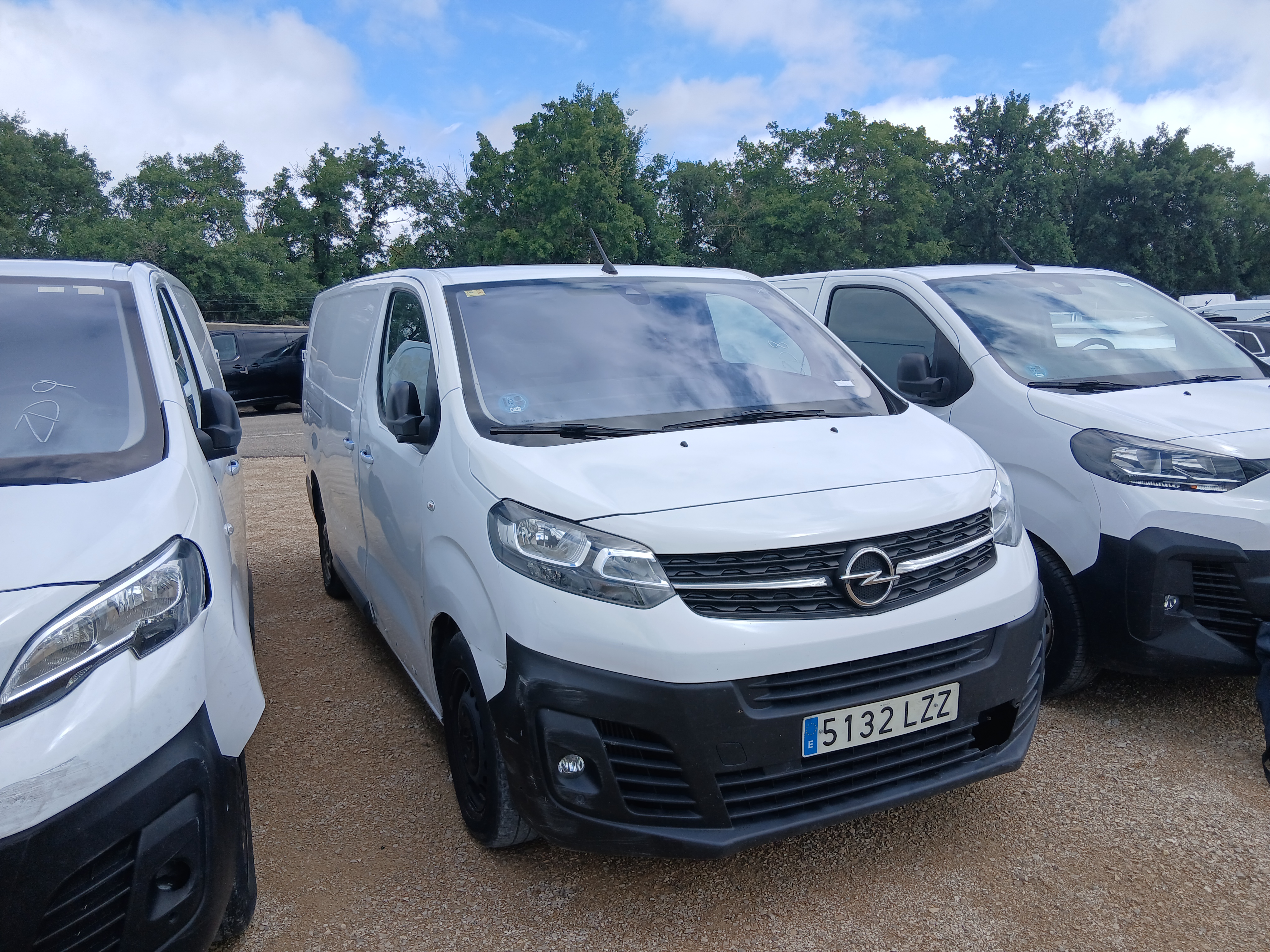 Opel Vivaro 1.5 CDTI — 1/8