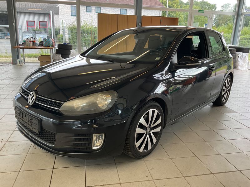 Volkswagen Golf VI 2.0 TDI — фото 1