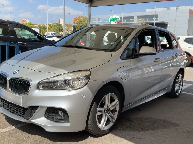 BMW 2er 225xe Active Tourer — 1/8