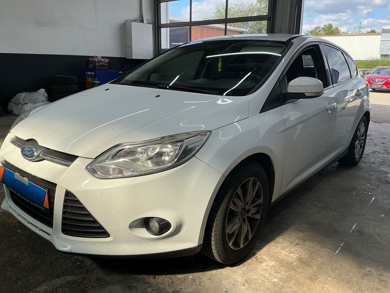 Ford Focus 1.6 Ti-VCT — 1/8