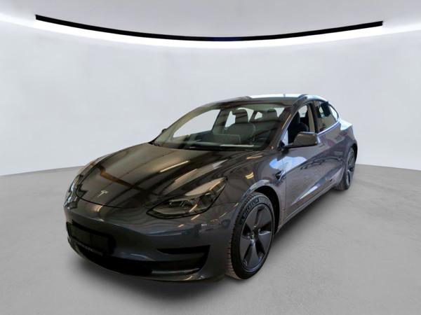 Tesla Model — 1/8