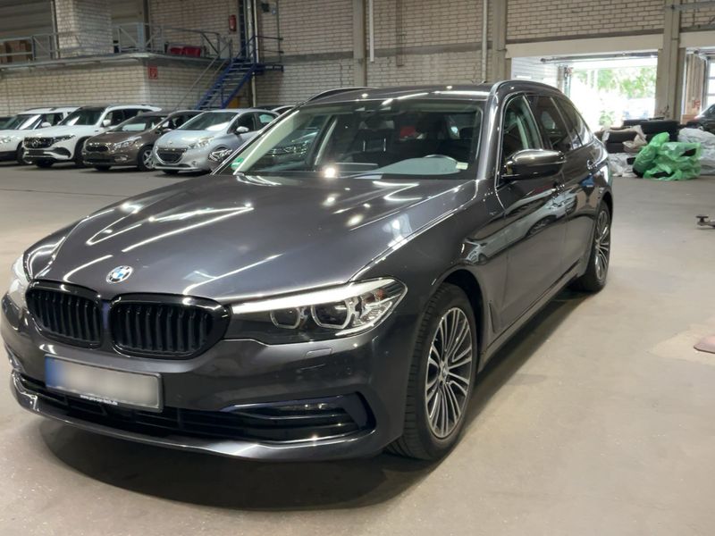 BMW 5er 520i — фото 1