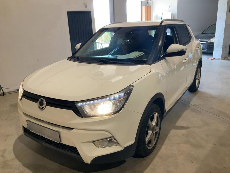Ssangyong Tivoli 1.6 Turbodiesel — фото 1
