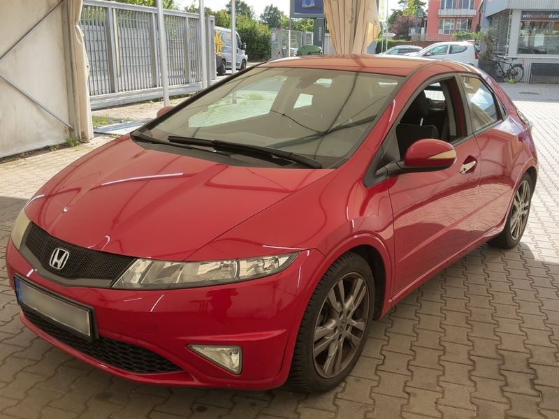 Honda Civic 1.8 VTEC — 1/8