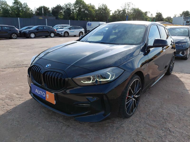 BMW 1er 120i — фото 1