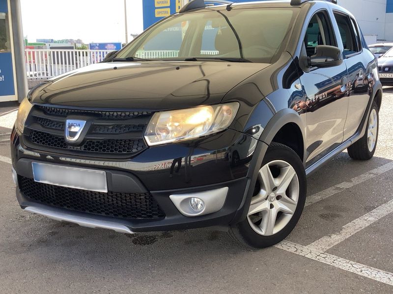 Dacia Sandero 0.9 TCe — 1/8