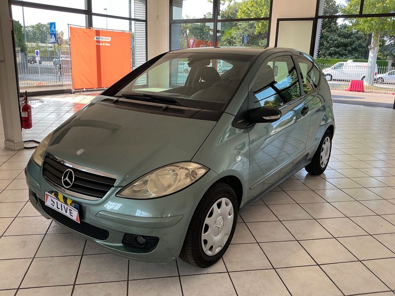 Mercedes-Benz A-Klasse A 150 — 1/8