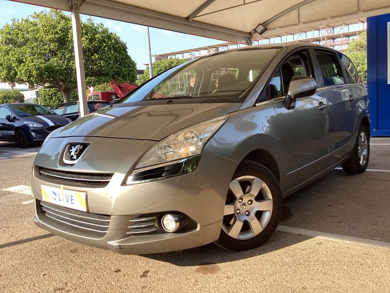 Peugeot 5008 2.0 HDi — 1/8