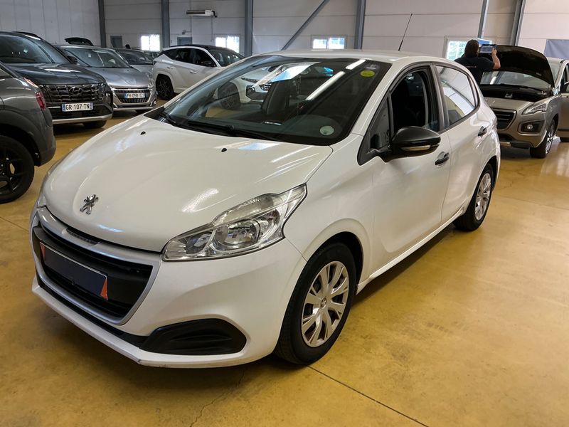 Peugeot 208 1.6 Blue-HDi — 1/8