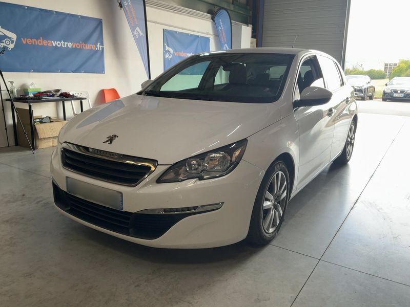 Peugeot 308 1.6 Blue-HDi — 1/8