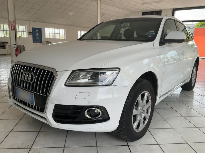 Audi Q5 2.0 TDI — фото 1