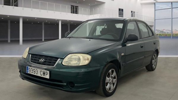 Hyundai Accent — 1/8