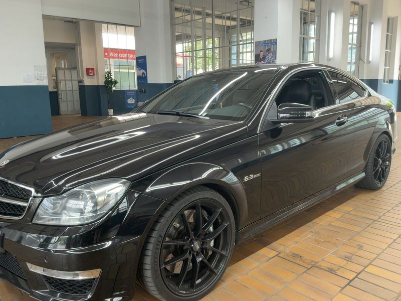 Mercedes-Benz C-Klasse C 63 AMG — фото 1