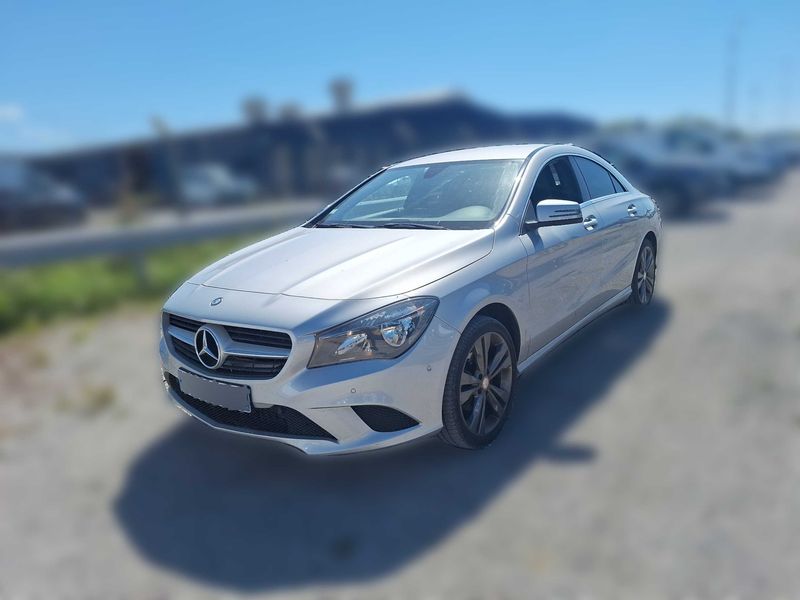 Mercedes-Benz CLA-Klasse CLA 200 d — фото 1